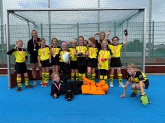 Hockey: Weibliche U10 schürft Edelmetall