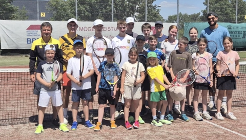 Tennis - Sommertrainingscamp voller Erfolg