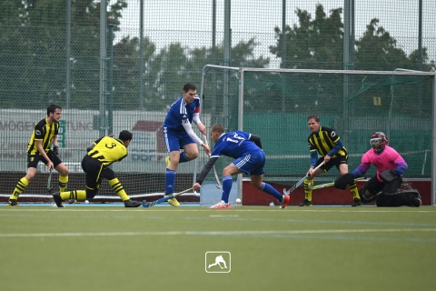 Hockey: Mixed-Team holt ersten Saisonsieg