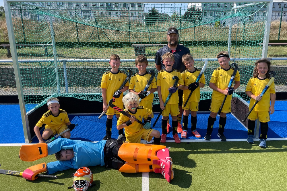 Hockey: MU10 holt Punkte in Osternienburg