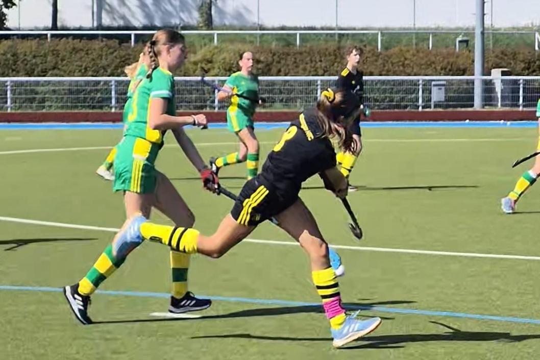 Hockey: Weibliche U14 verliert an Boden