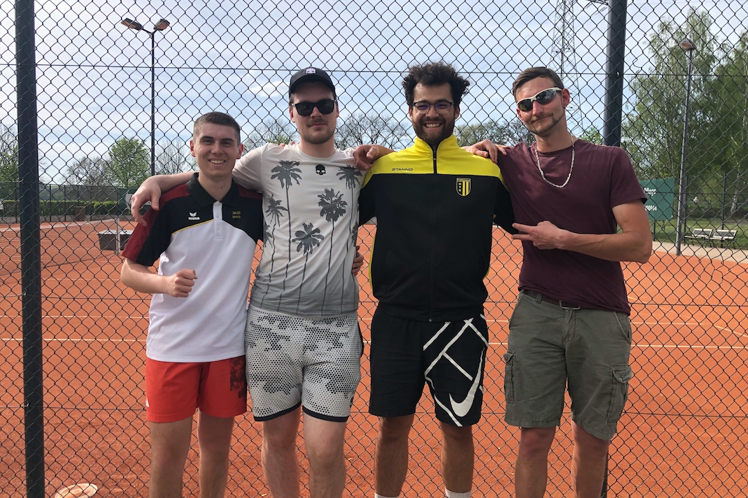 Tennis: Herren mit knapper Auftaktniederlage