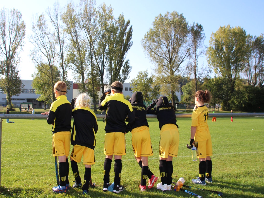 Hockey: Männliche U10 – Saisonfinale ohne Niederlage